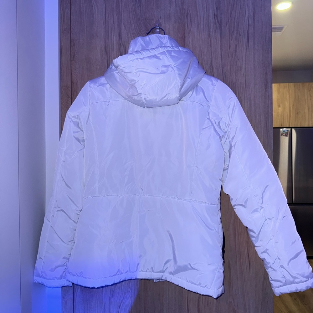 U.S. Polo Assn. White Puffer Jacket - Picture 2 of 3